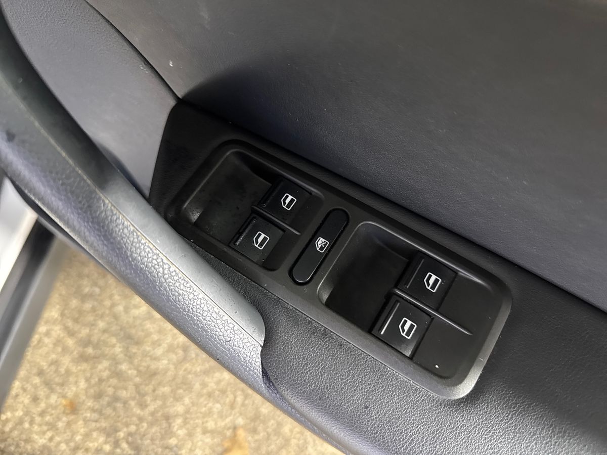 Used Skoda Yeti 2017 for sale - 76861760: Photo 24