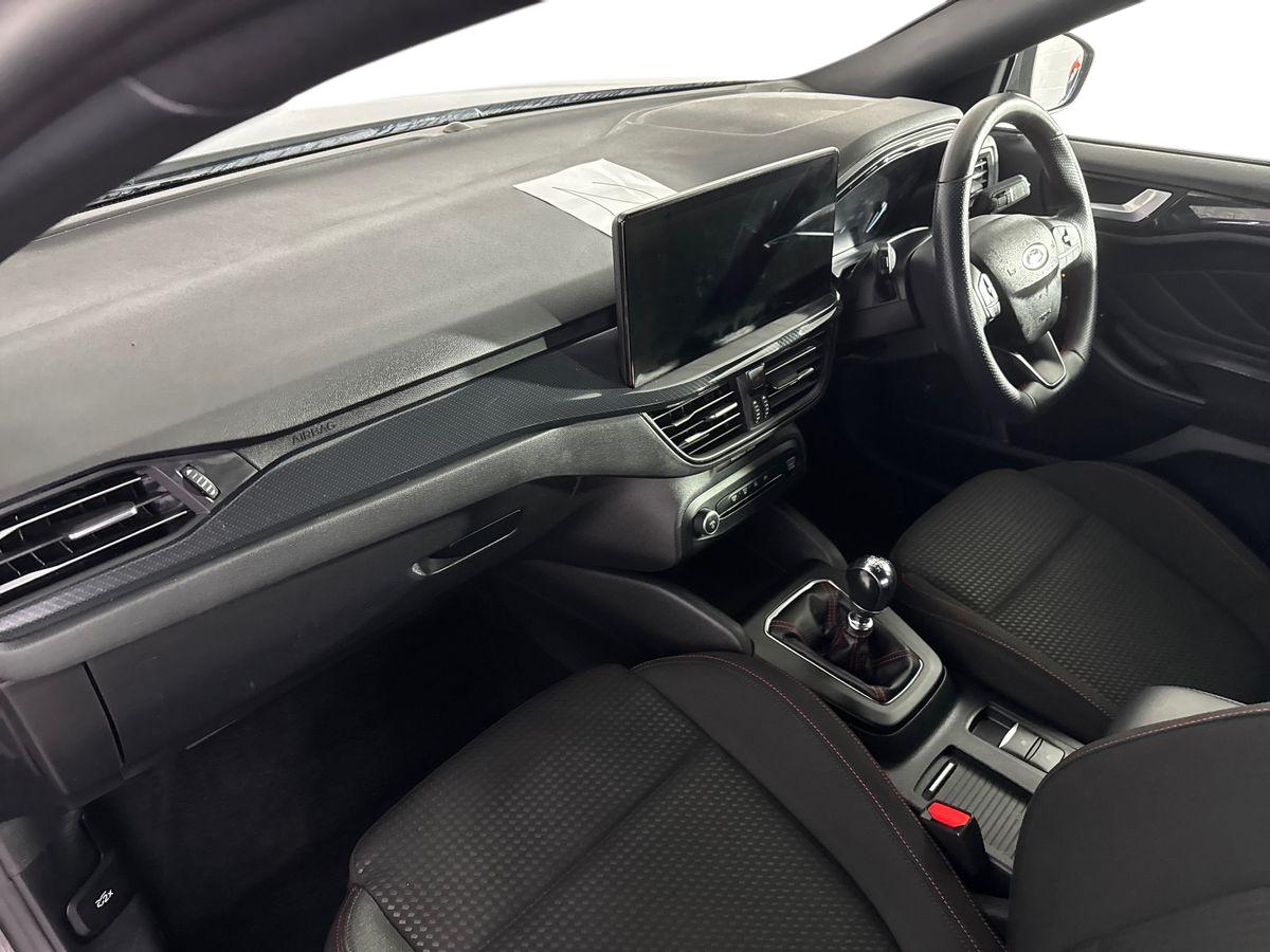 Used Ford Focus 2023 for sale - 76847077: Photo 18