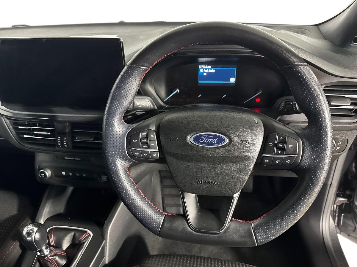 Used Ford Focus 2023 for sale - 76847077: Photo 21