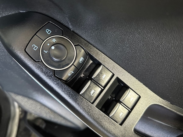 Used Ford Puma 2023 for sale - 75997011: Photo 24