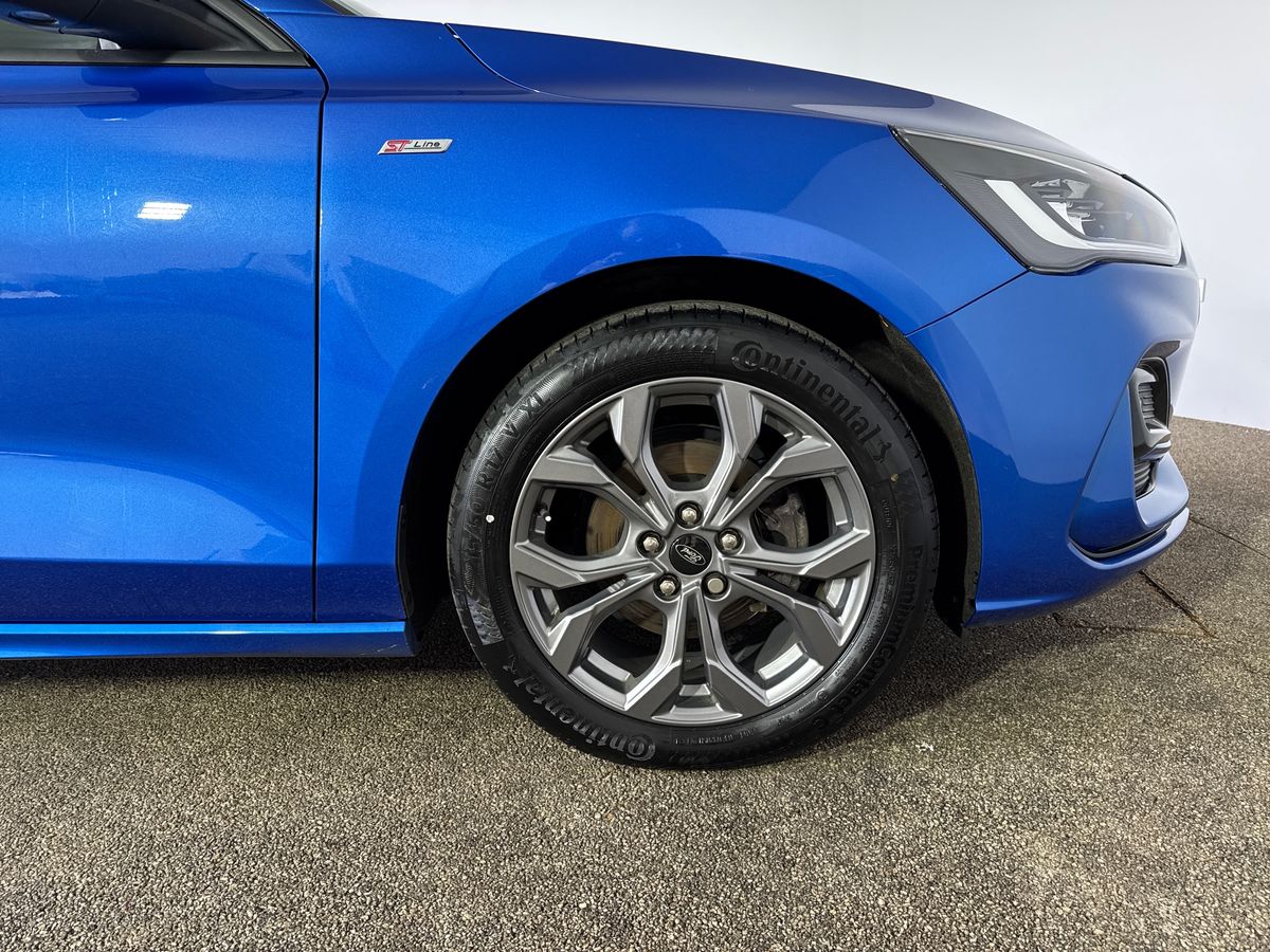 Used Ford Focus 2023 for sale - 78088580: Photo 13