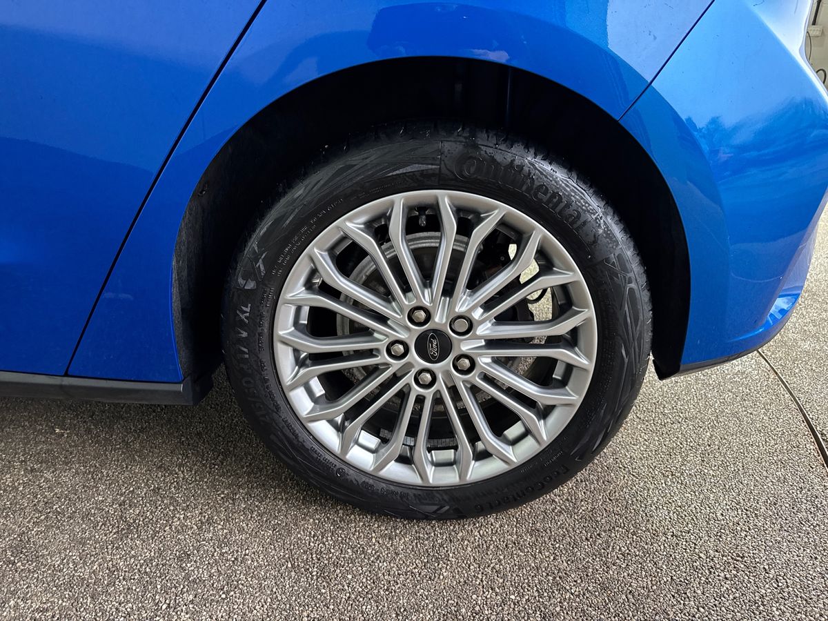 Used Ford Focus 2021 for sale - 76847057: Photo 15