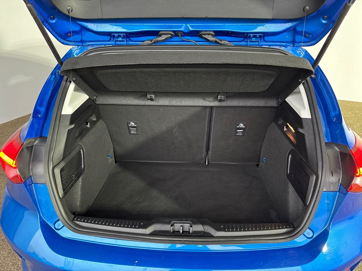 Used Ford Focus 2021 for sale - 76847057: Photo 17