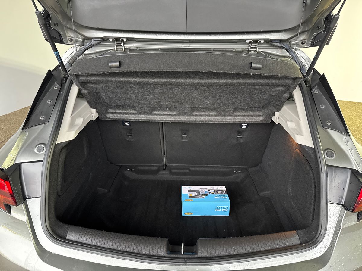 Used Vauxhall Astra 2018 for sale - 76826834: Photo 17