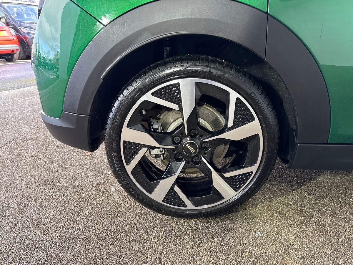 Used MINI Cooper 2024 for sale - 77526049: Photo 11