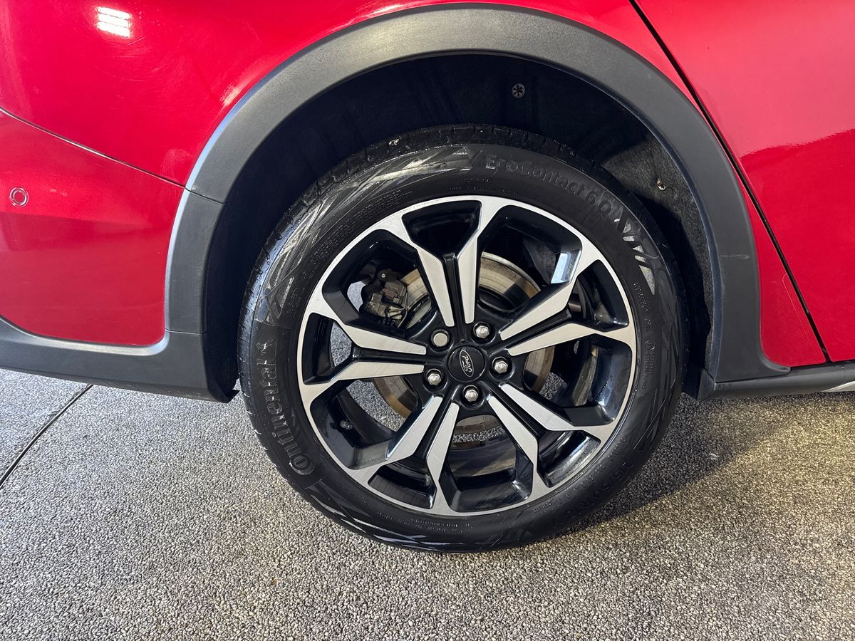 Used Ford Focus 2020 for sale - 76664532: Photo 11