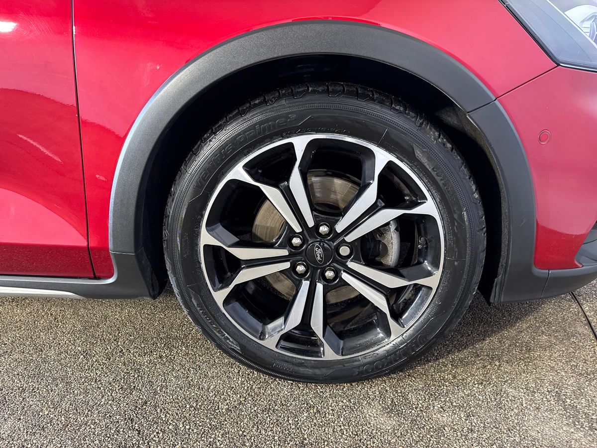 Used Ford Focus 2020 for sale - 76664532: Photo 13