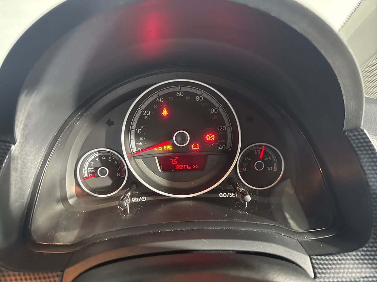 Used Volkswagen up! 2017 for sale - 77218742: Photo 23