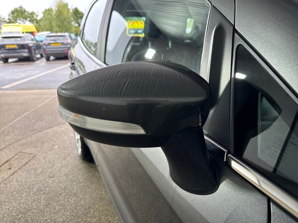 Used Ford Ecosport 2023 for sale - 75648572: Photo 29