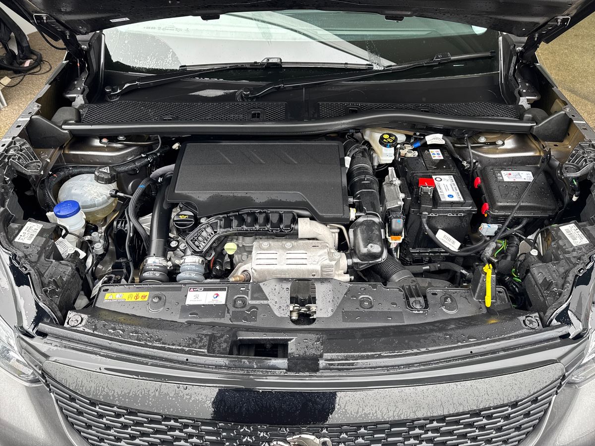 Used Peugeot 2008 2022 for sale - 77855792: Photo 33