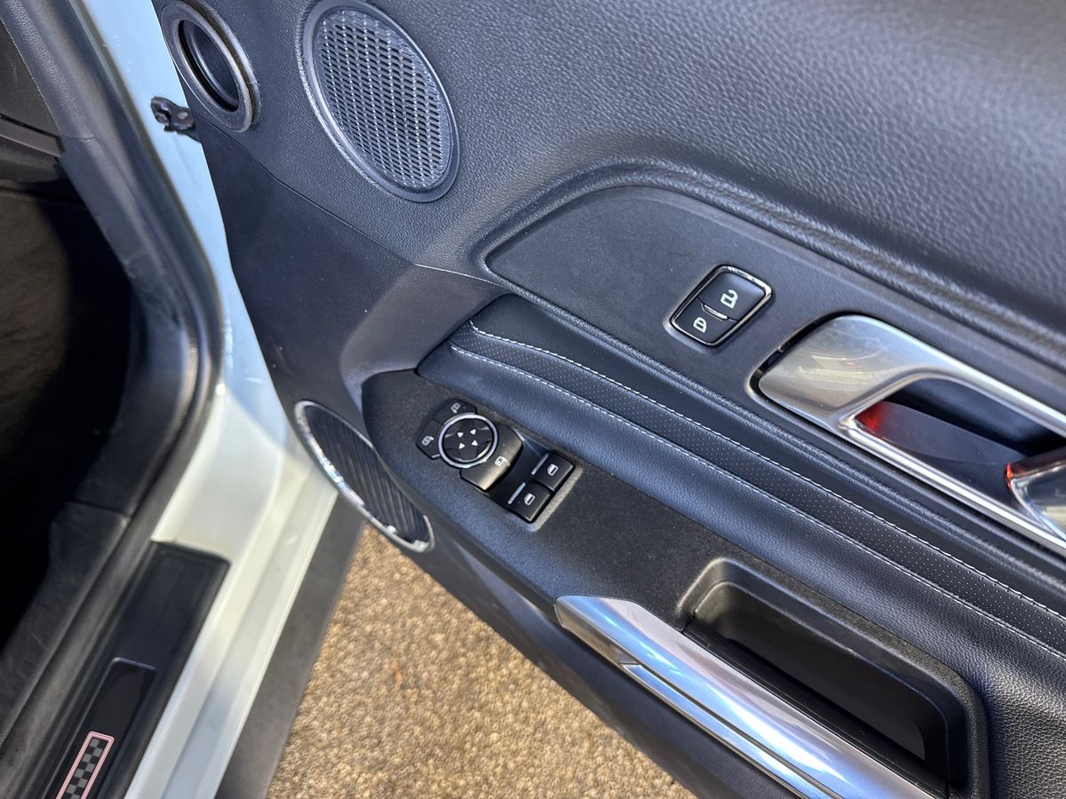 Used Ford Mustang 2023 for sale - 77893893: Photo 24