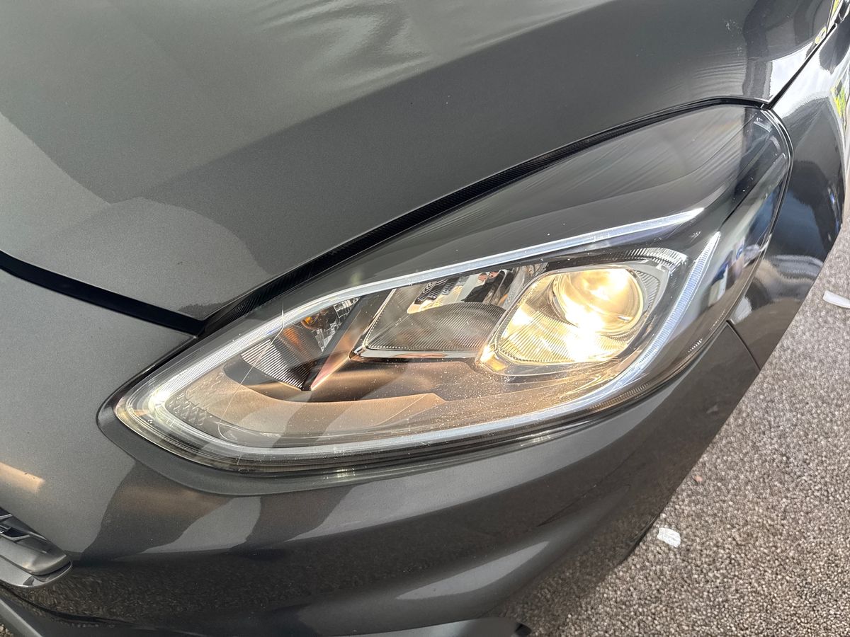 Used Ford Fiesta 2019 for sale - 77673860: Photo 32