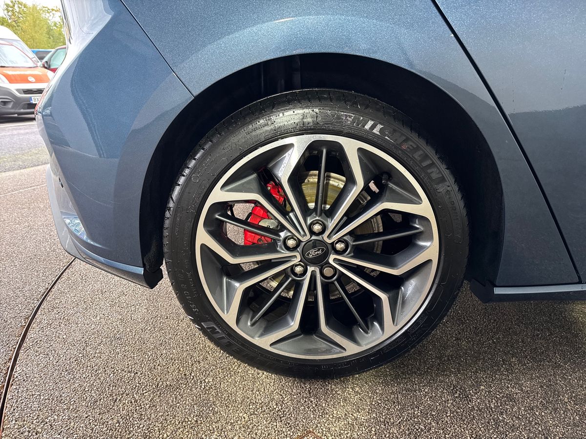Used Ford Focus 2023 for sale - 76355235: Photo 11