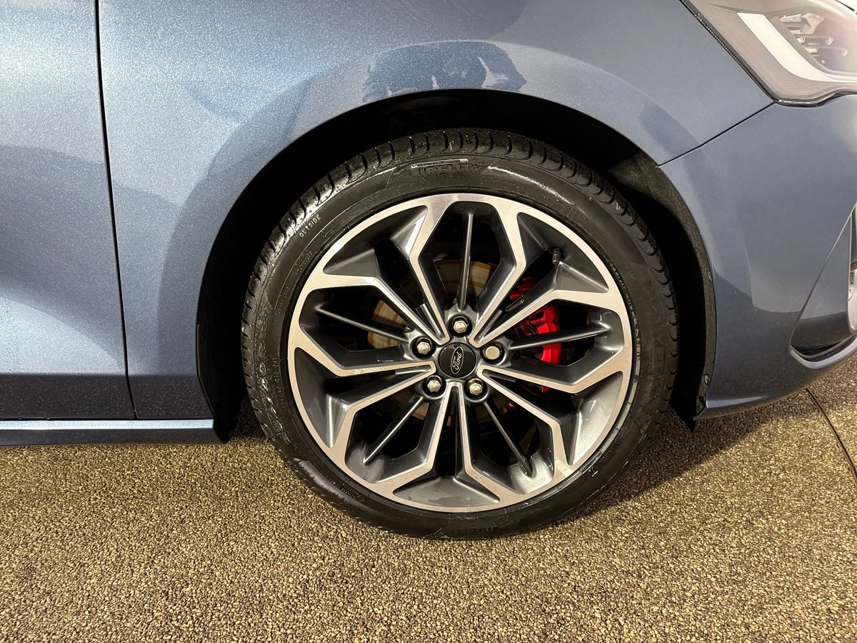 Used Ford Focus 2023 for sale - 76355235: Photo 13