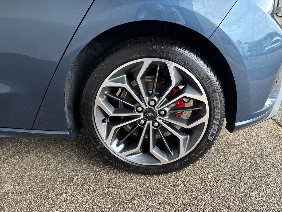 Used Ford Focus 2023 for sale - 76355235: Photo 15