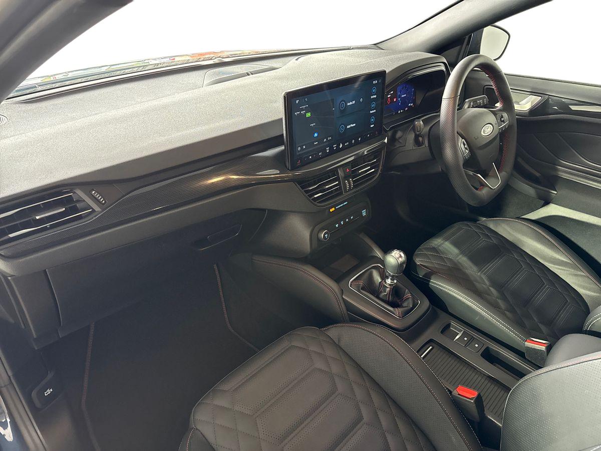 Used Ford Focus 2023 for sale - 76355235: Photo 18