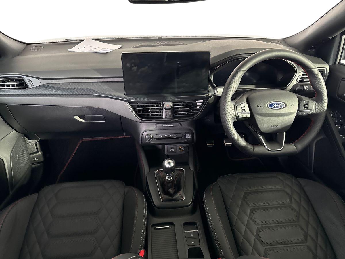 Used Ford Focus 2023 for sale - 76355235: Photo 19