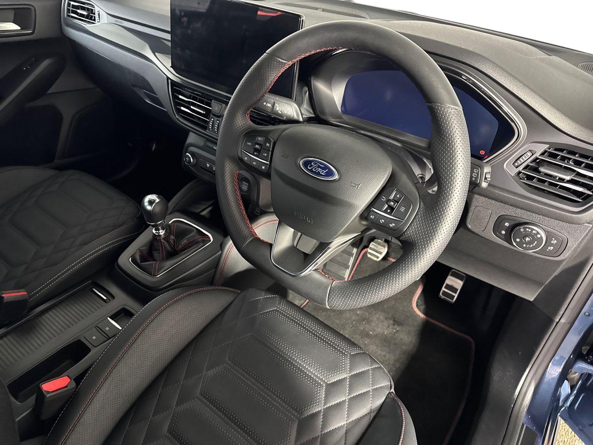 Used Ford Focus 2023 for sale - 76355235: Photo 22
