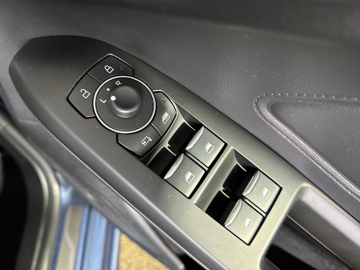 Used Ford Focus 2023 for sale - 76355235: Photo 24