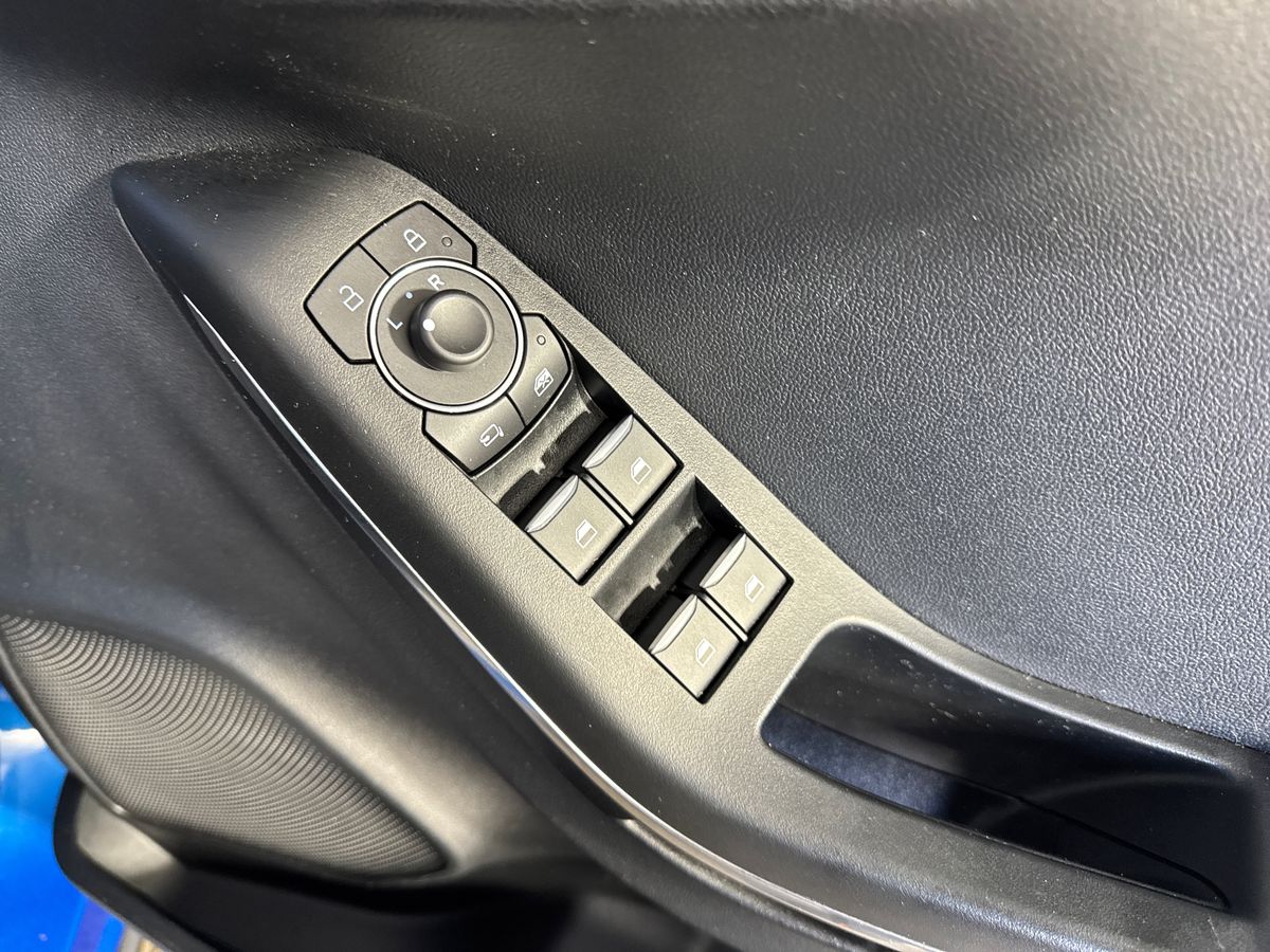 Used Ford Puma 2023 for sale - 77893886: Photo 24