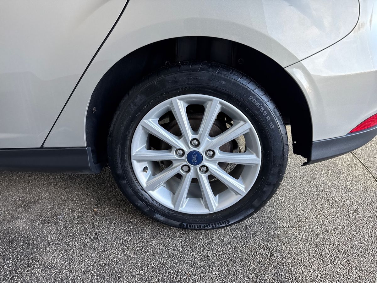 Used Ford Focus 2017 for sale - 76664389: Photo 15