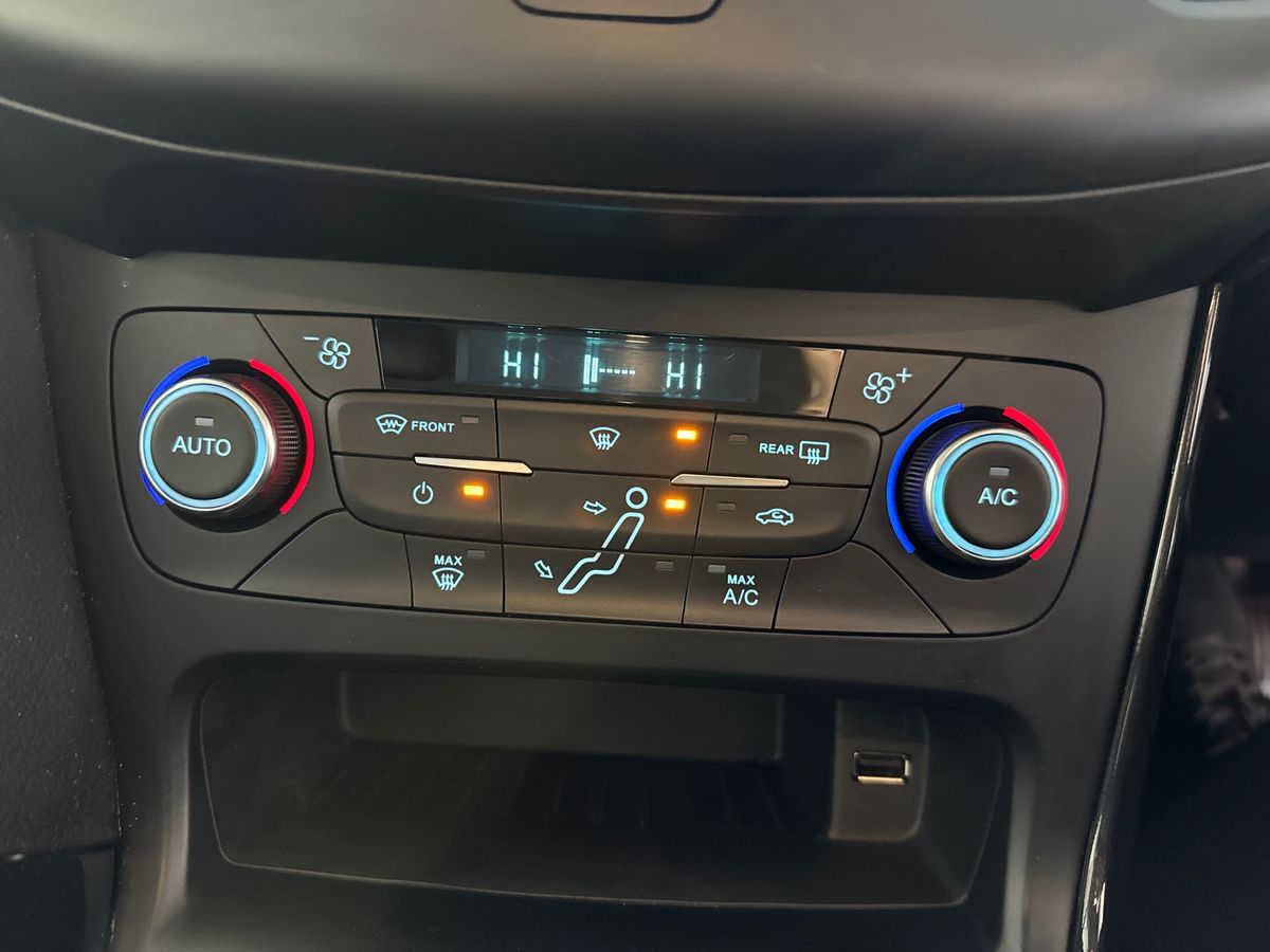 Used Ford Focus 2017 for sale - 76664389: Photo 26