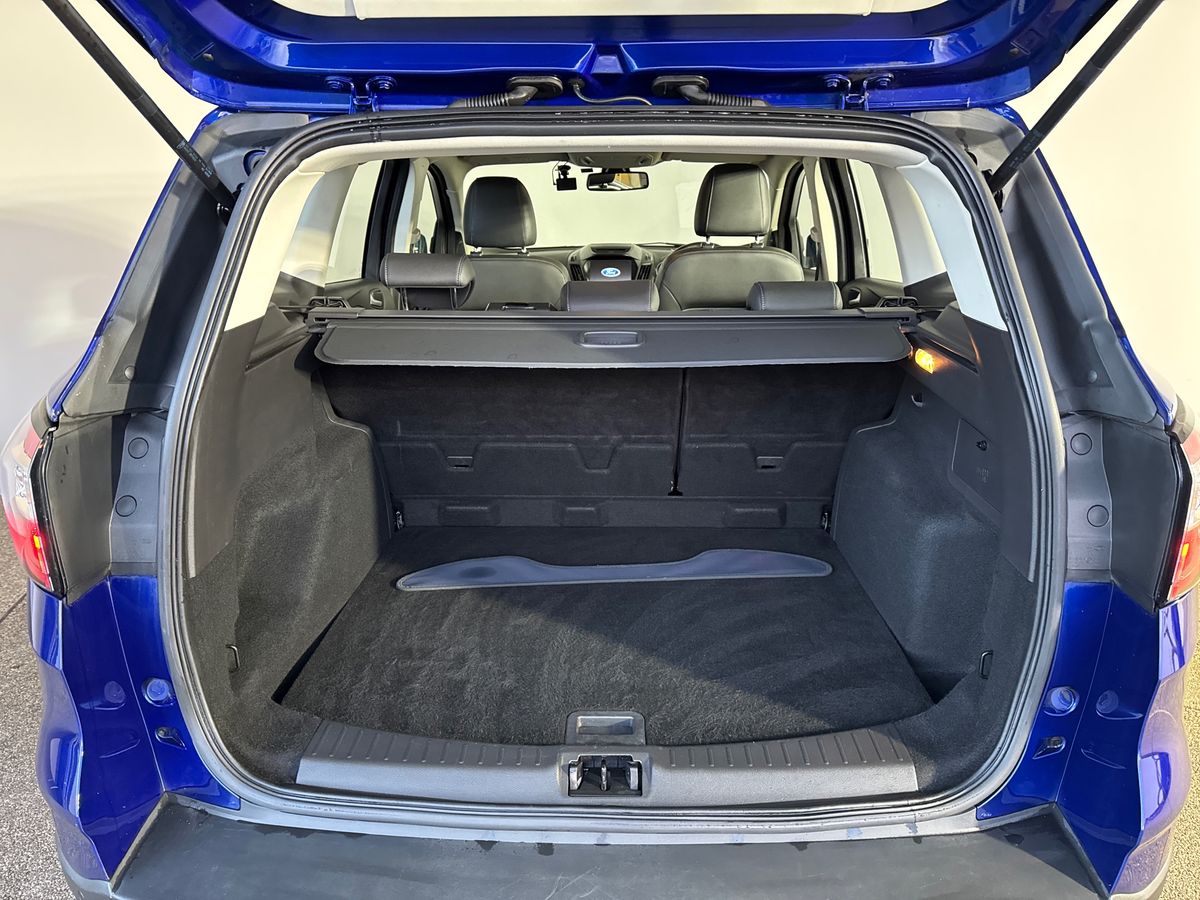 Used Ford Kuga 2017 for sale - 76834735: Photo 17