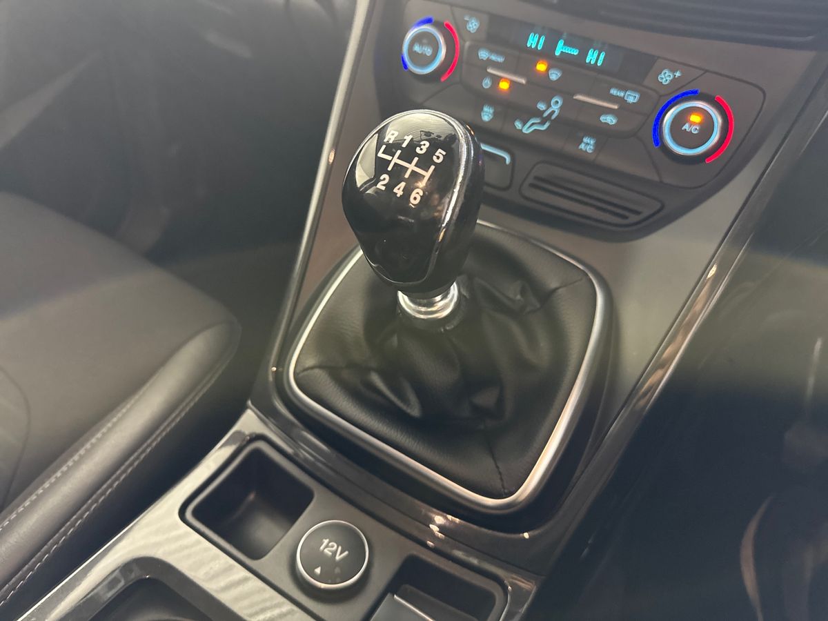 Used Ford Kuga 2017 for sale - 76834735: Photo 27