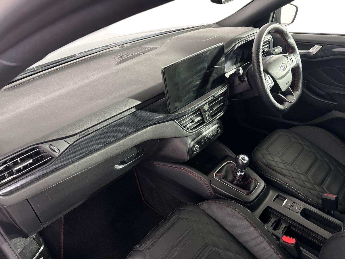 Used Ford Focus 2023 for sale - 76528913: Photo 18