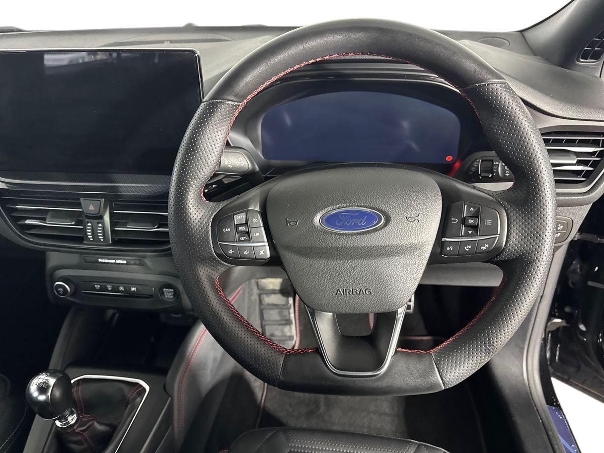 Used Ford Focus 2023 for sale - 76528913: Photo 21