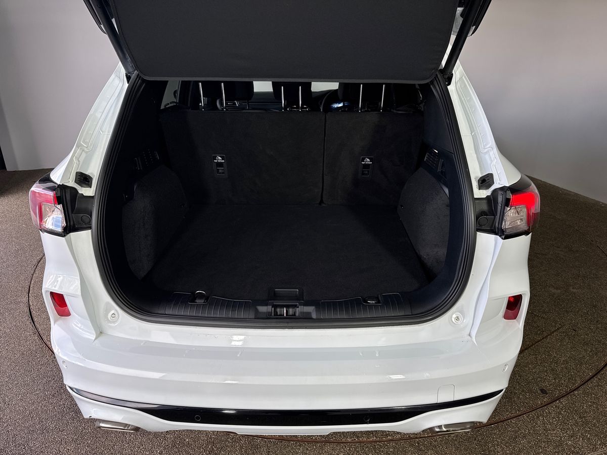 Used Ford Kuga 2023 for sale - 76372836: Photo 17