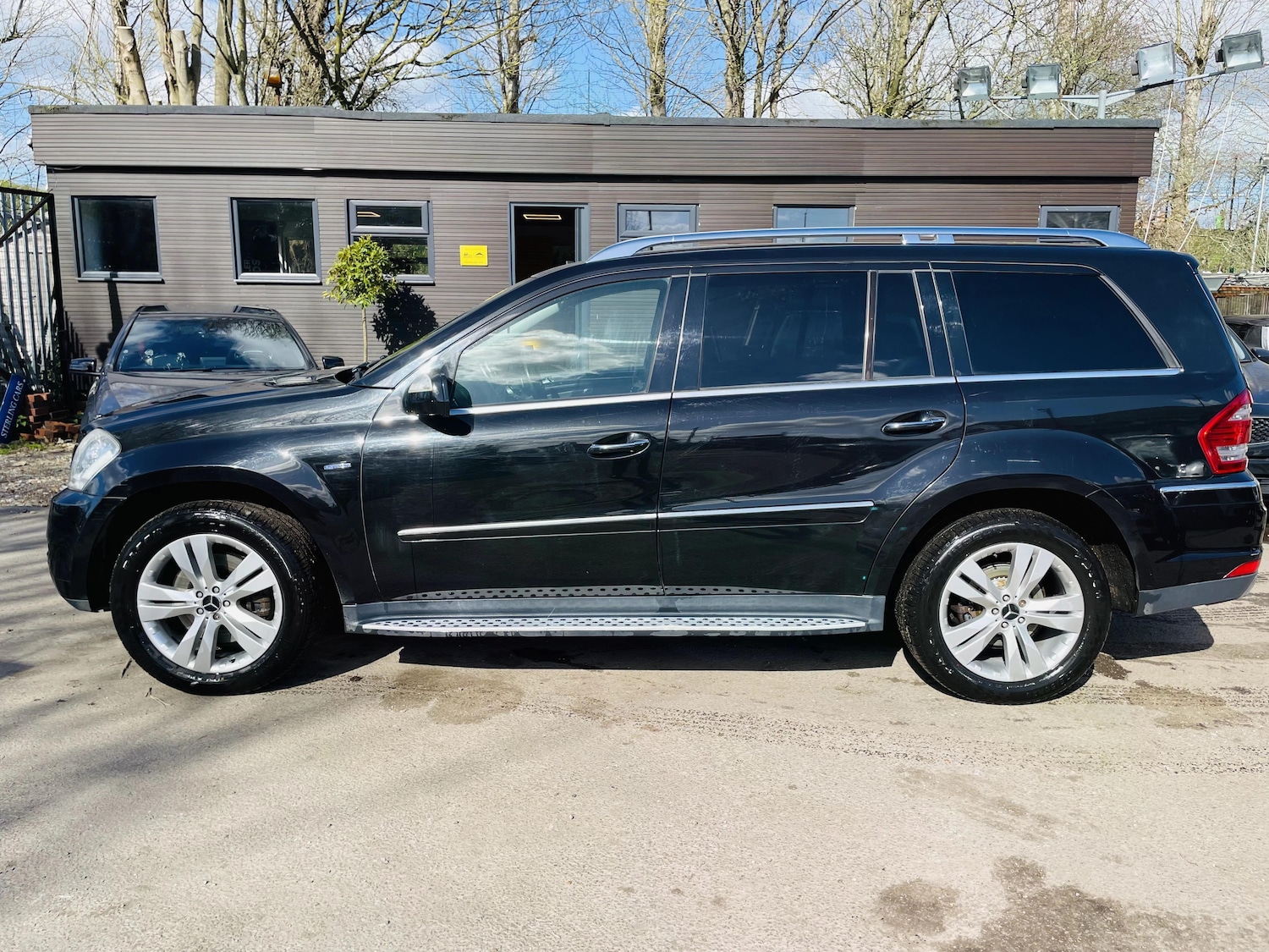 Used Mercedes-Benz GL Class 2010 for sale - 77891516: Photo 5