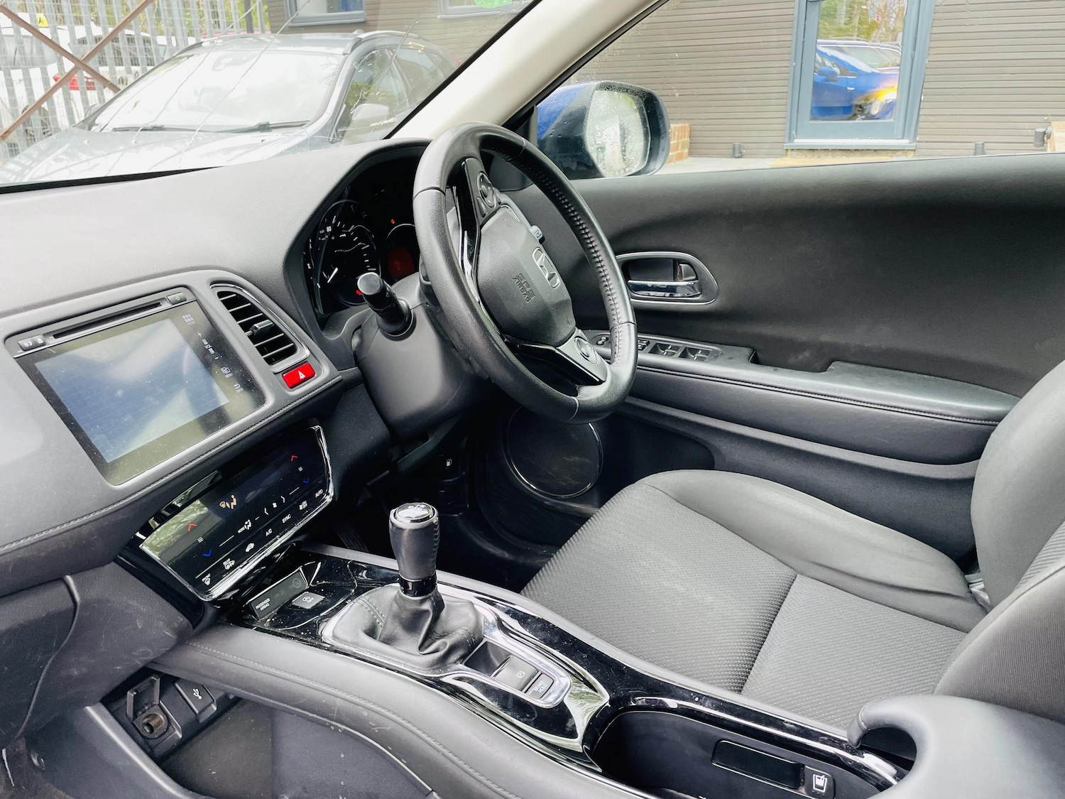 Used Honda HR-V 2016 for sale - 78101521: Photo 11