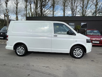 Used Volkswagen Transporter 2015 for sale - 77690748: Photo
