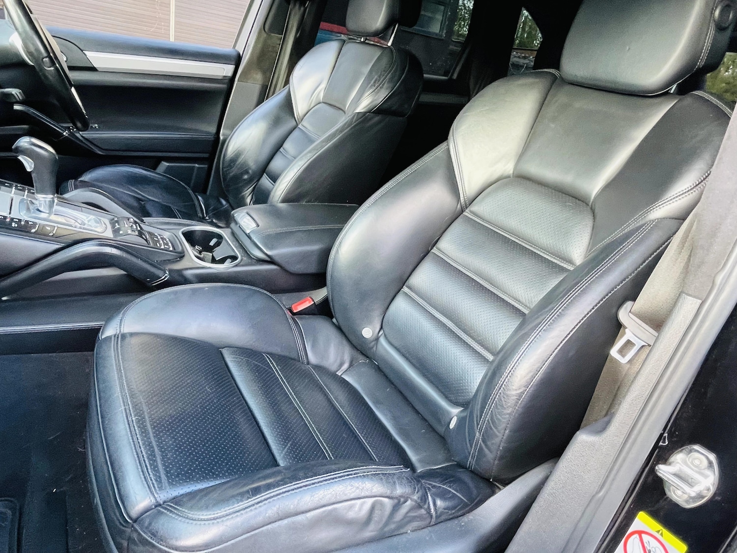 Used Porsche Cayenne 2011 for sale - 78101519: Photo 14