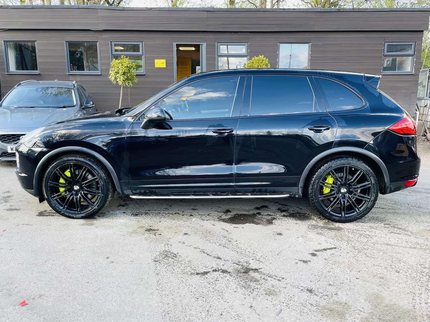 Used Porsche Cayenne 2011 for sale - 78101519: Photo 5