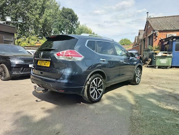 Used Nissan X-Trail 2017 for sale - 79405087: Photo