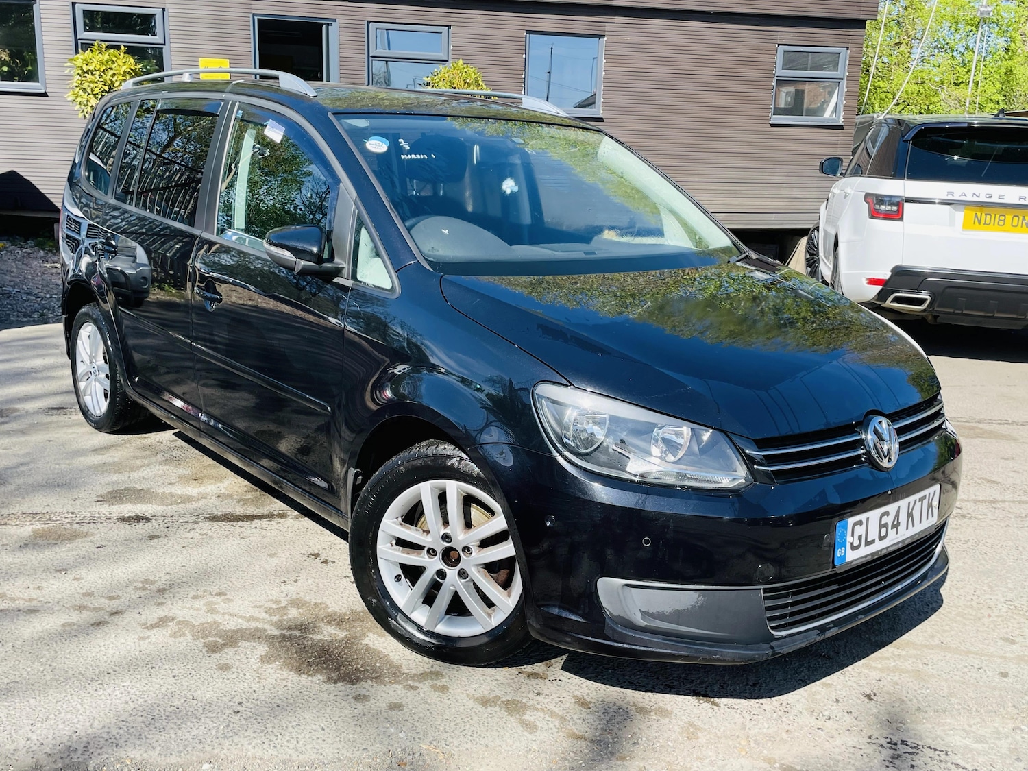 Used Volkswagen Touran 2014 for sale - 78146096: Photo 2
