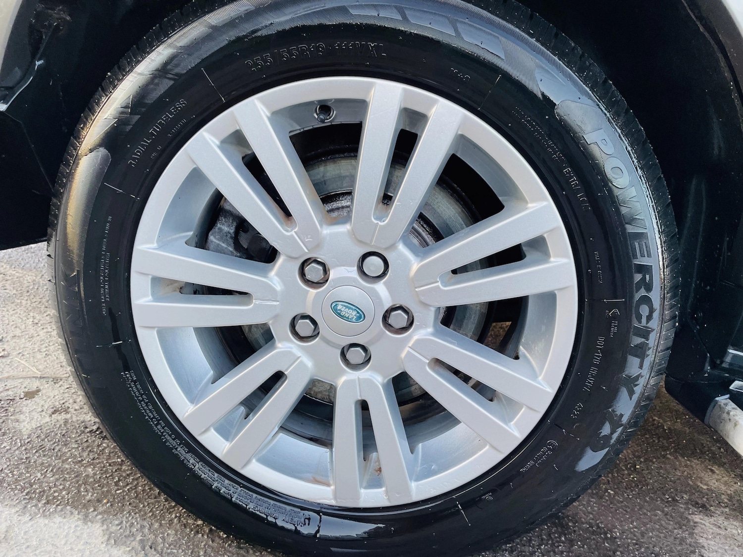 Used Land Rover Discovery 4 2010 for sale - 77690742: Photo 11