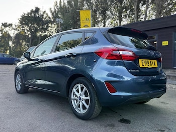 Used Ford Fiesta 2019 for sale - 79471165: Photo