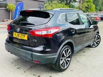 Used Nissan Qashqai 2016 for sale - 79304382: Photo