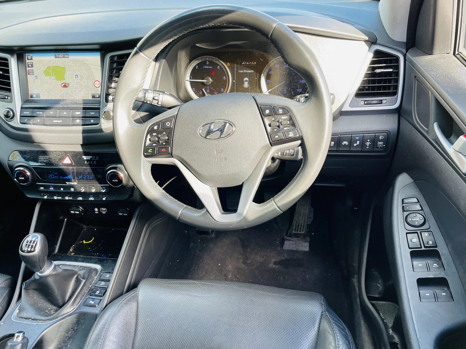 Used Hyundai TUCSON 2017 for sale - 77690741: Photo 10