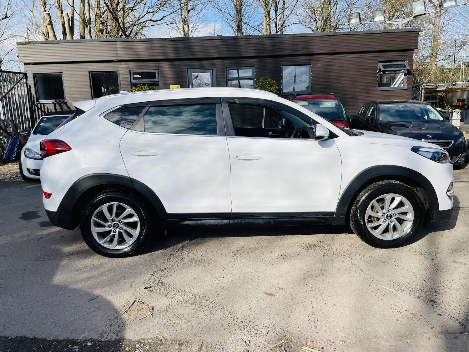 Used Hyundai TUCSON 2017 for sale - 77690741: Photo 3