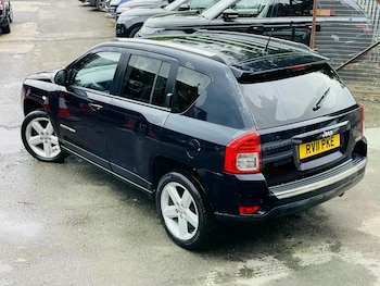 Used Jeep Compass 2011 for sale - 78879296: Photo