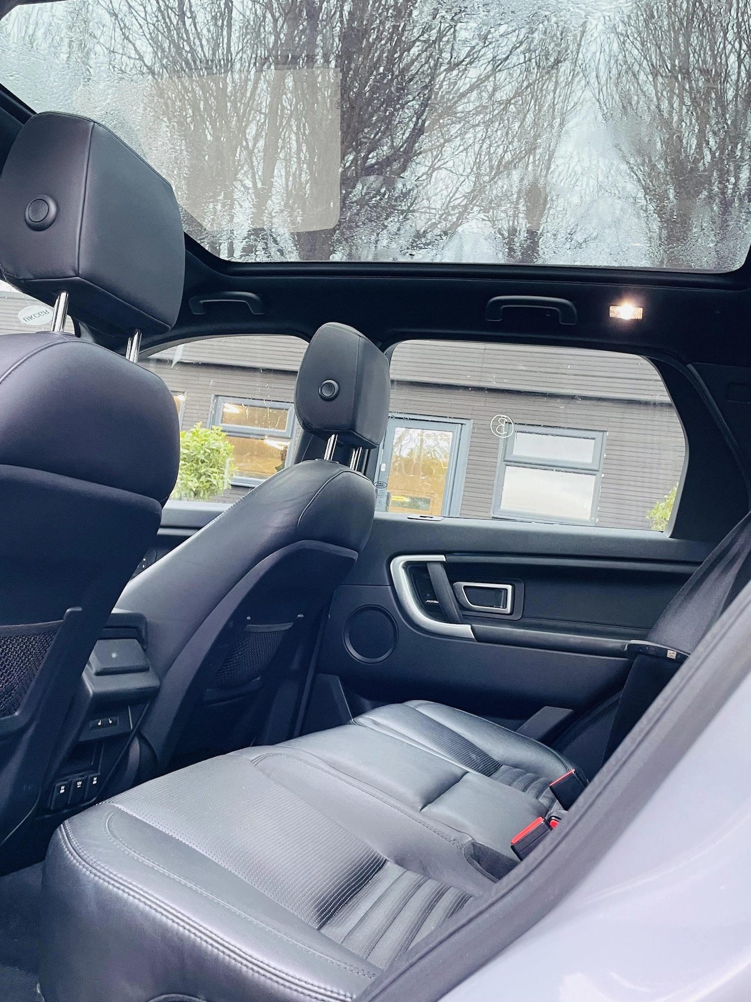 Used Land Rover Discovery Sport 2015 for sale - 77908388: Photo 11