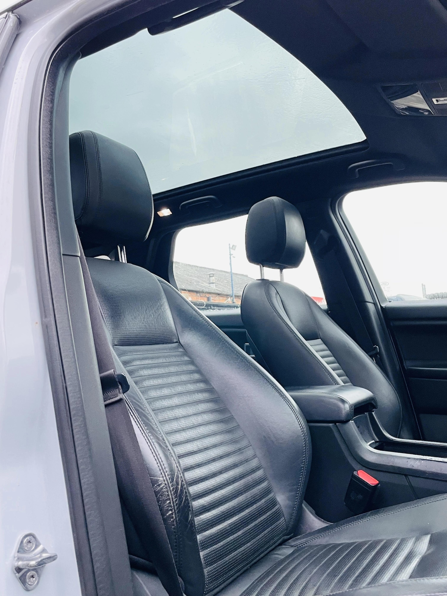 Used Land Rover Discovery Sport 2015 for sale - 77908388: Photo 16