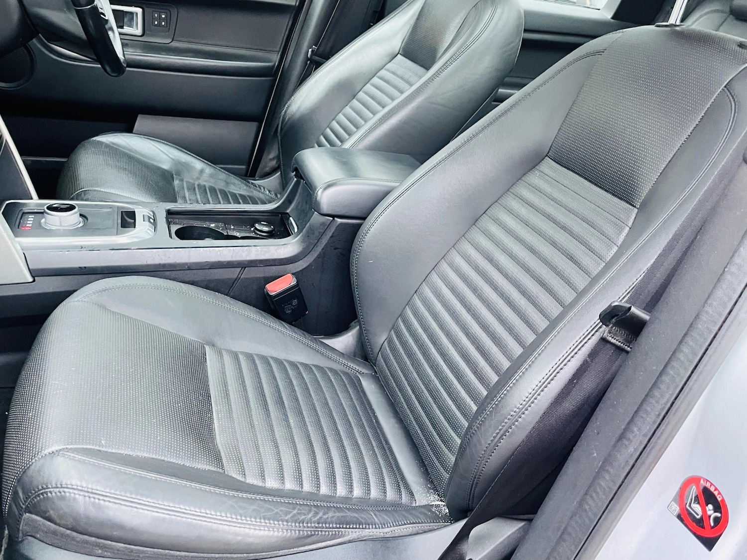 Used Land Rover Discovery Sport 2015 for sale - 77908388: Photo 9