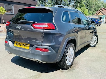 Used Jeep Cherokee 2014 for sale - 78959111: Photo