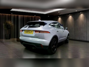 Used Jaguar E-Pace 2018 for sale - 79163169: Photo