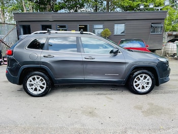 Used Jeep Cherokee 2015 for sale - 78335674: Photo